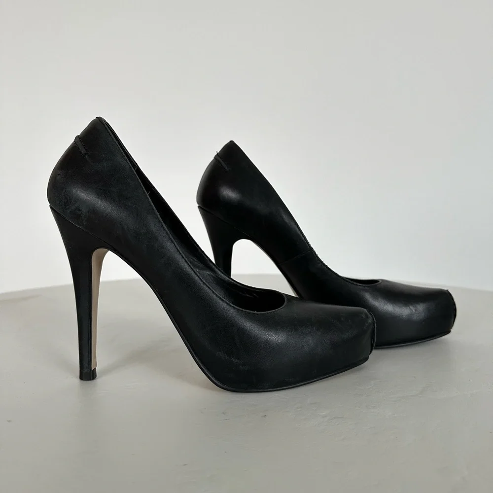 KG Kurt Geiger Hidden Platform Pump Heels in Black Leather | Size 7